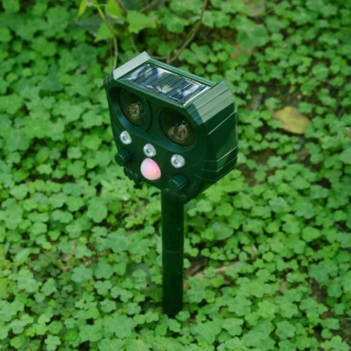 Ultrasonic Deer Repeller & Deterrent - Get Rid of Deer in 48 h - FOFOPO